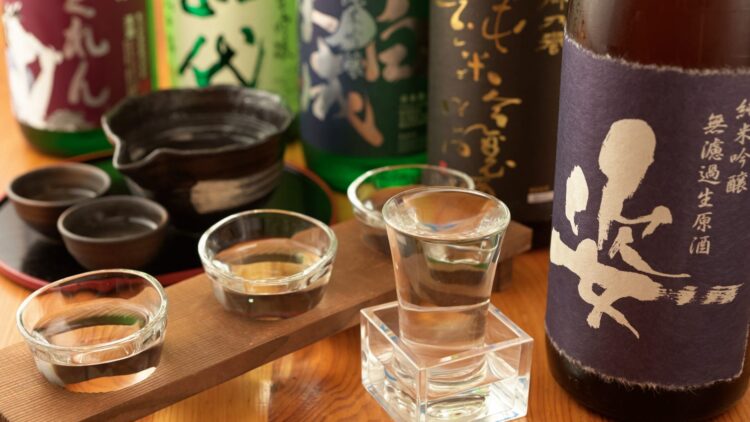 What is the etiquette for drinking in Japan?